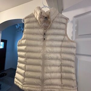 ZeroXposur Women's Off-White Puffer Vest